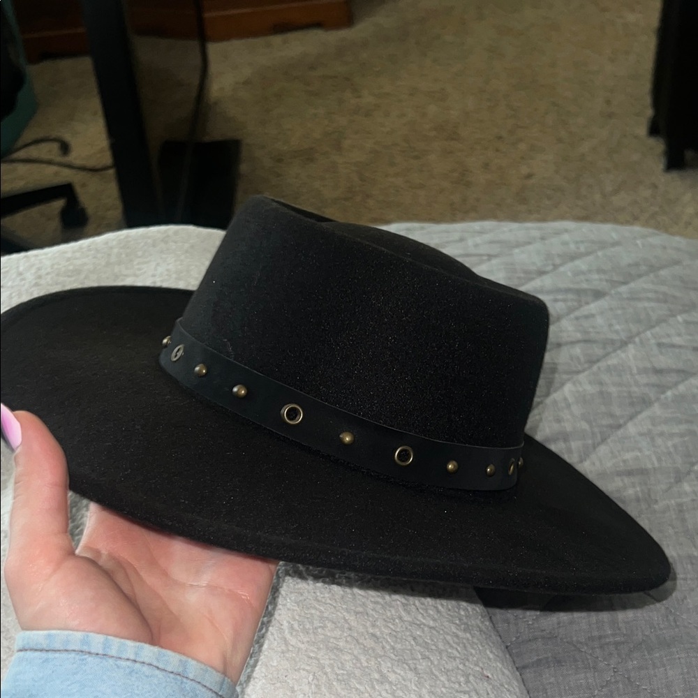 Frye Black Wide-Brim Hat with Studded Band